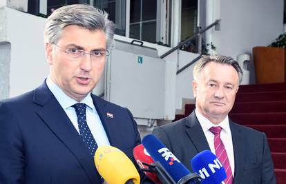 Plenković u Sisku: 'Bernardić se svojim nastupom diskvalificirao za bilo kakvu ozbiljnu dužnost'