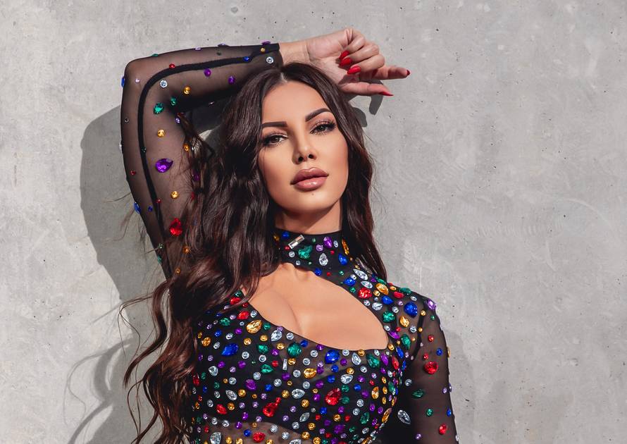 Žanamari izbacila novu pjesmu! Svojim fotkama 'zapalila' mreže