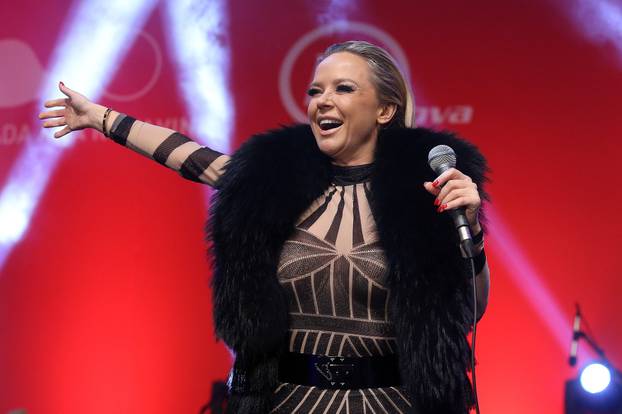 Zagreb: Na glavnom Trgu održan koncert Želim život za zakladu Ana Rukavina