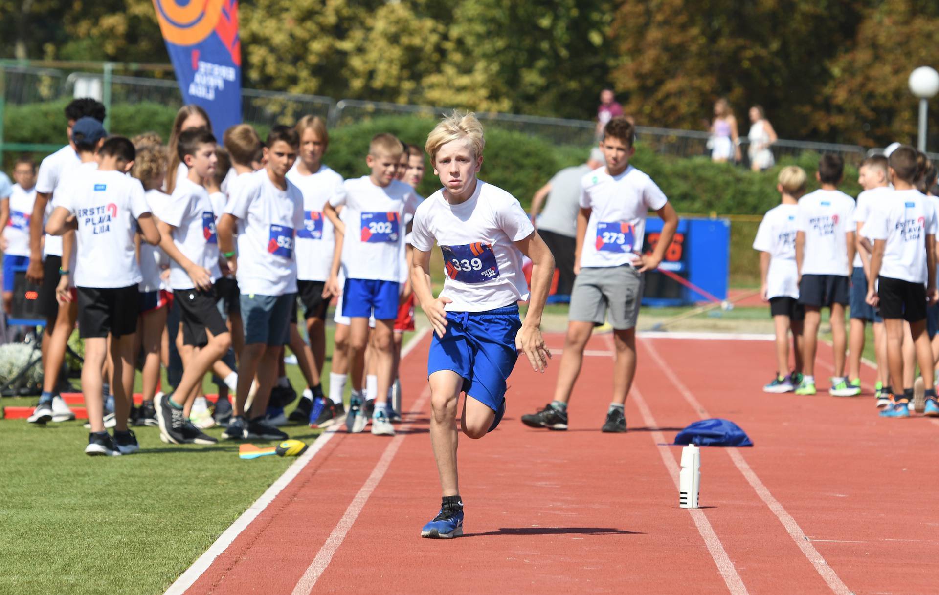 Sport je više od natjecanja, a Erste Plava liga i ove godine djecu uvodi u svijet sporta