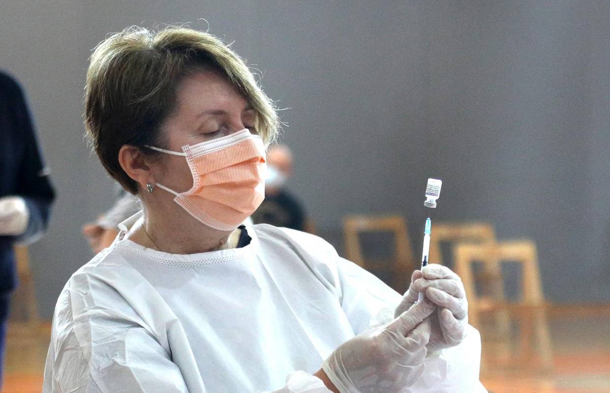 ECDC: Booster doze treba razmotriti za sve odrasle ljude