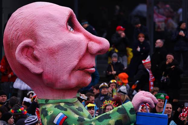 Rose Monday parade in Dusseldorf