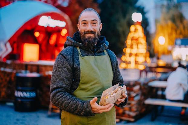 FOTO Otvoreno je Fuliranje! Evo kako izgleda najveseliji kutak Adventa s čak 16 kućica