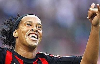 Ronaldinho zasjao i vodio Milan do važne pobjede