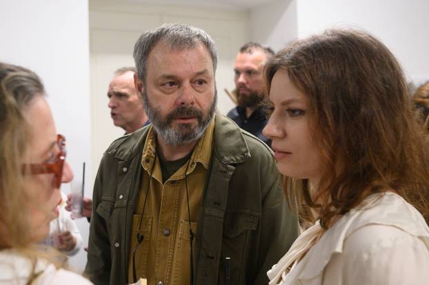 Zagreb: Predstavljanje monografije"Božesačuvaj nas devedesetih – Kronika vremena kroz vizuale Albina Uršića i Borisa Kuka"