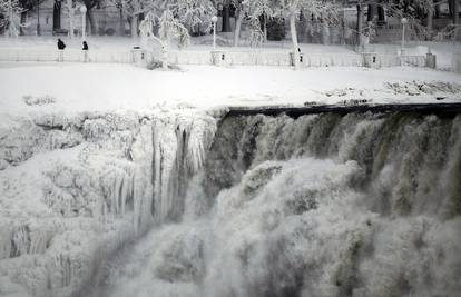 Brrrr: Velike polarne hladnoće zaustavile su i slapove Niagare
