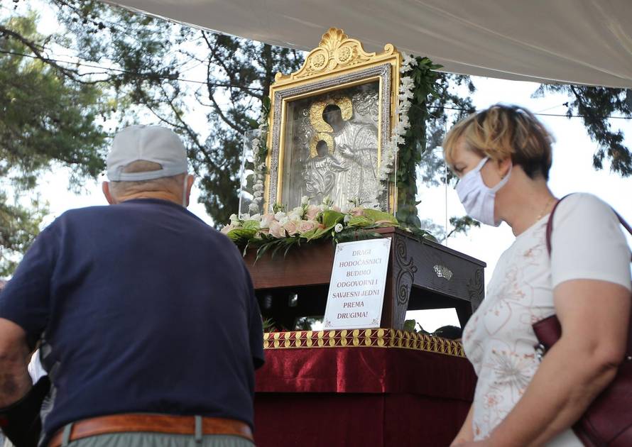 Vrpolje: Uz poštivanje svih epidemiolških mjera obilježen blagdan velike Gospe
