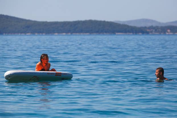 Luka MOdrić s obitelji i prijateljima odmor provodi u Zadru
