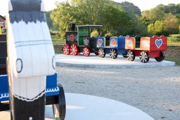 Otvoren Park tradicijskih igračaka u Tuhelju