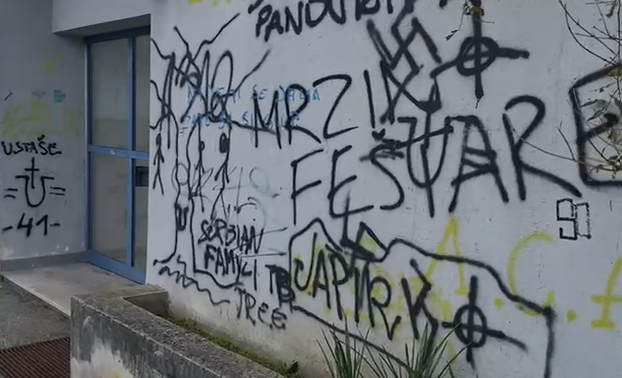 ODVRATNO! Zid mržnje na 'Putu mira': Ovo su ulice u Solinu i Splitu. Pune nacističkih znakova