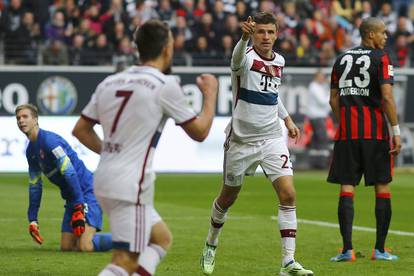 Hat-trick Müllera za uvjerljivu "četvorku" Bayern Münchena