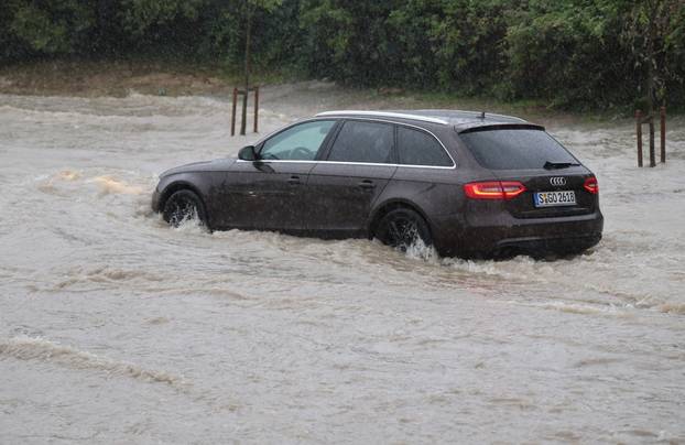 Split: Prometni kolaps zbog kiše