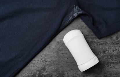 Trikovi kako ukloniti mrlje od dezodoransa - svježe, ali i stare