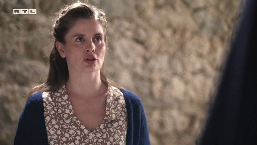 Svestrana Ana Marija Veselčić: Od velikih glumačkih nagrada do osvajanja glazbene scene