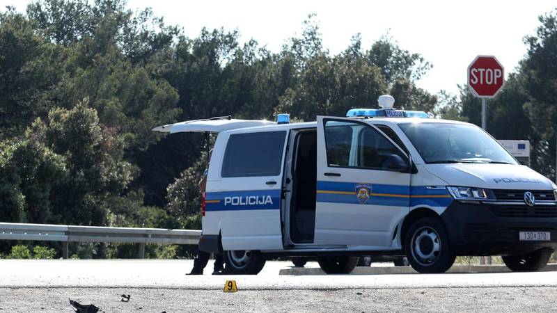 DAR-MAR KOD PLAŠKOG Pijan izazvao sudar pa zapucao iz puške: Evo koju je kaznu dobio