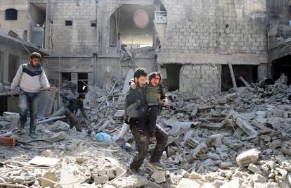 Asadova vojska bombardirala Istočnu Gutu i pobila 500 ljudi