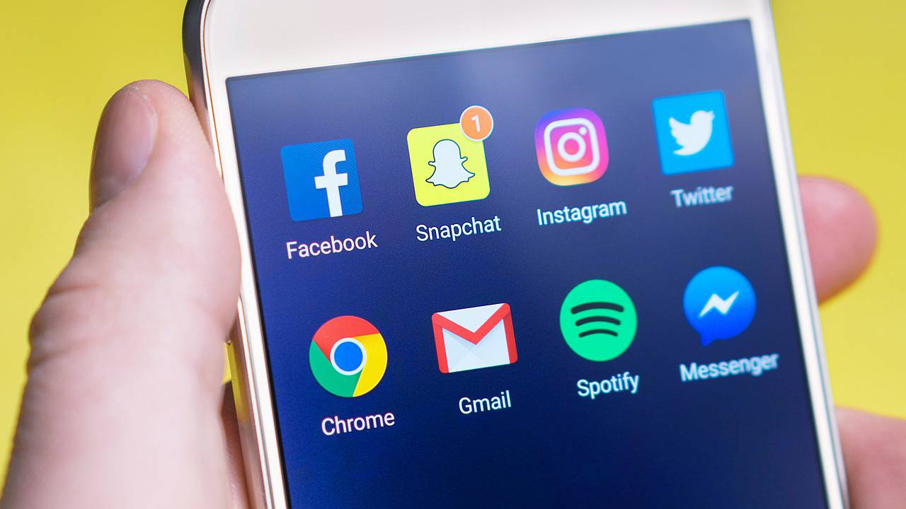 Tinejdžeri sele na Instagram i Snapchat, Facebook im nije kul