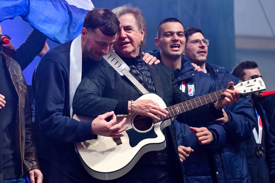 Zagreb: Marko Perković Thompson nastupio na svečanom dočeku hrvatske rukometne reprezentacije