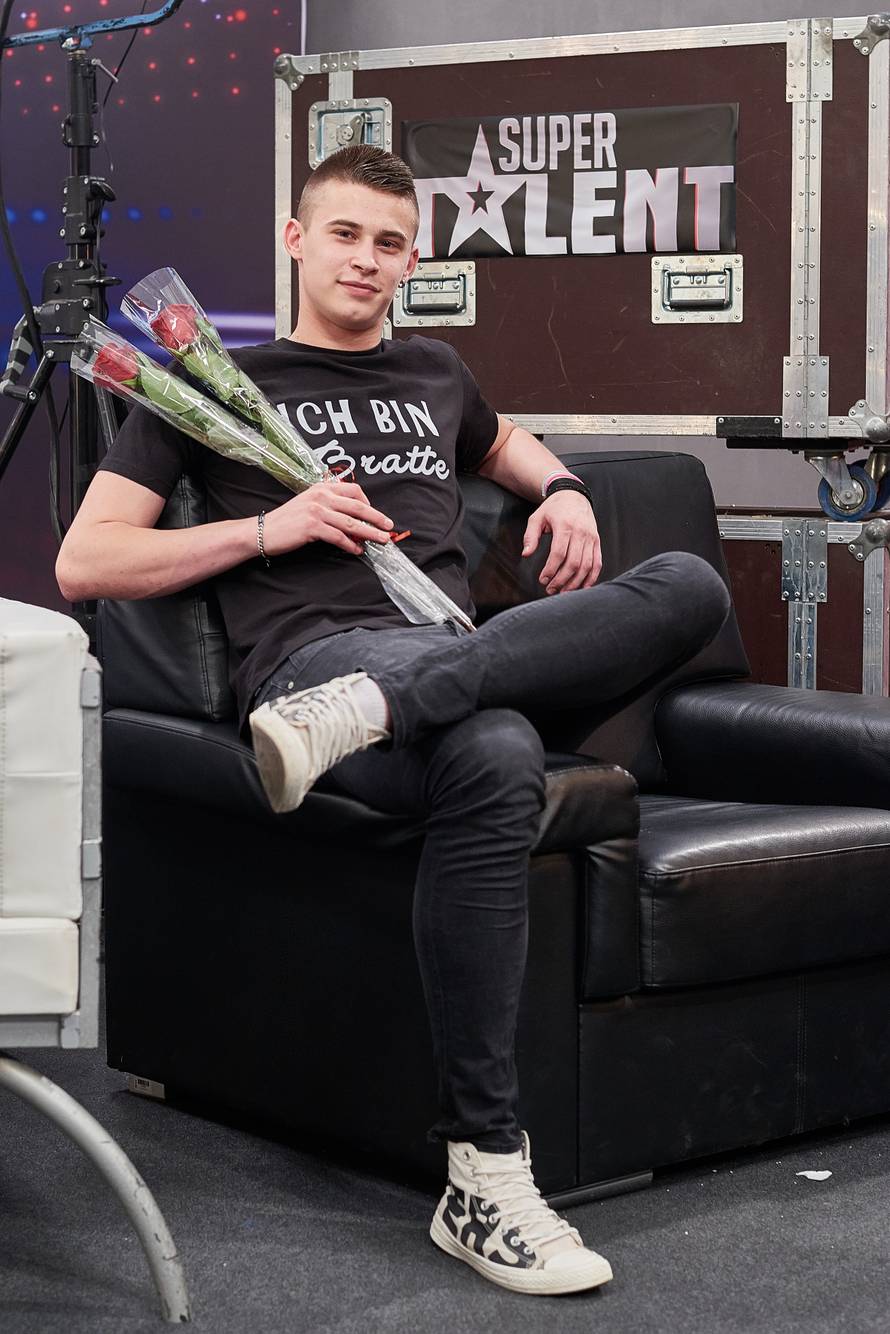 Peti zlatni gumb: Plesna grupa 'Dance Queen' ide u polufinale