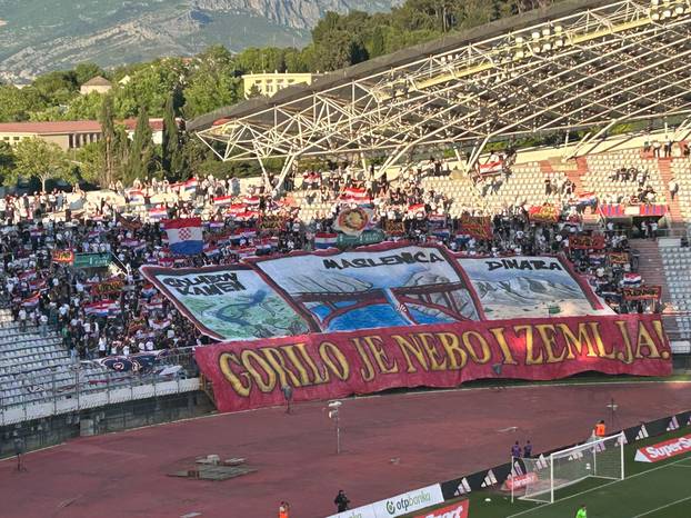 FOTO Torcida se sjetila velikih dana, braća su ispisala povijest, Hajduk prekinuo negativan niz