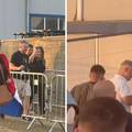 POGLEDAJTE VIDEO Thompson stigao na koncert u Vukovar, do&scaron;la i njegova supruga Sandra
