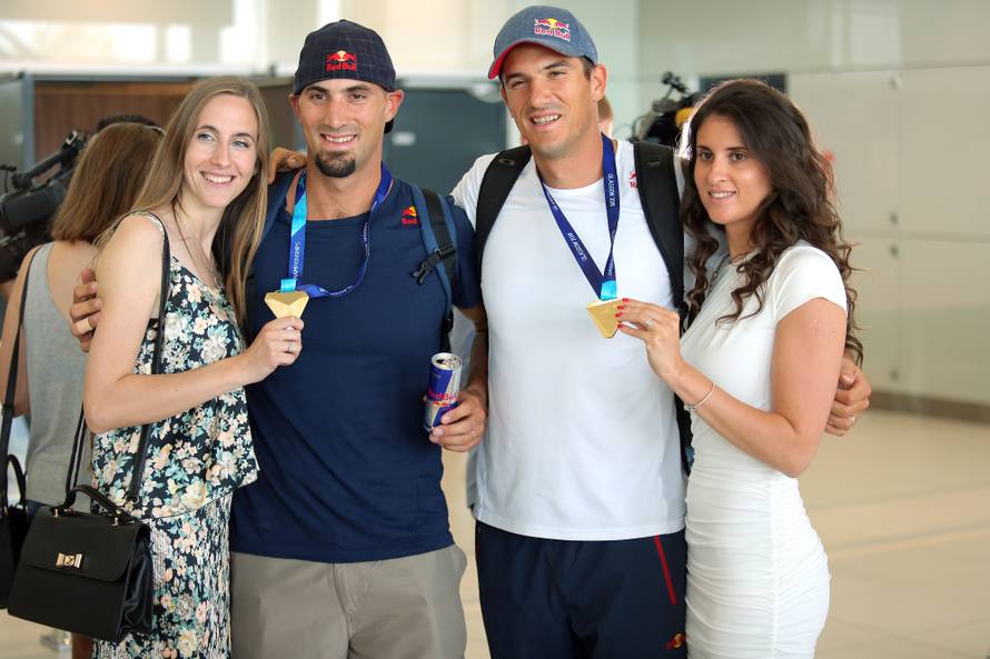 Ljubavne priče braće Sinković: Martin se zaljubio na Alci, brat Valent trenirao na dan svadbe...