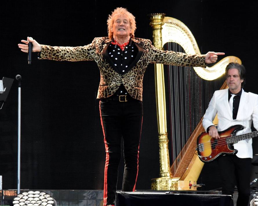 Rod Stewart plays Cork