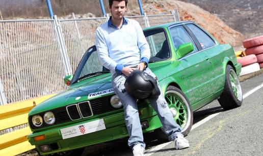 FOTO PRobotaksi, nije i&scaron;lo: Evo kako je po&ccaron;eo Mate Rimac