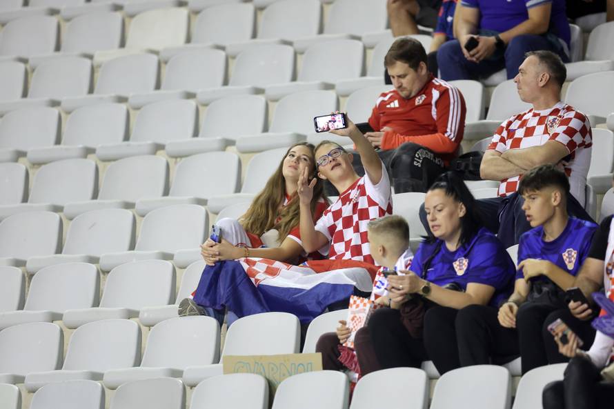 Atmosfera na Poljudu na utakmici između Hrvatske i Španjolske u Ligi nacija