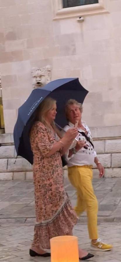 Legendarni Rod Stewart je sa suprugom šetao Dubrovnikom