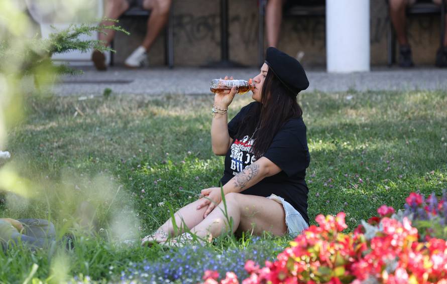 Fanovi se okupljaju u Zaprešiću uoči Thompsonova koncerta