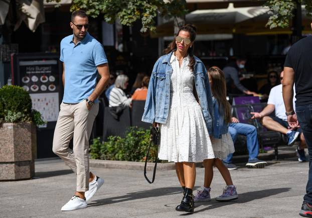 Zagreb: Obitelj Vori prošetala subotnjom špicom