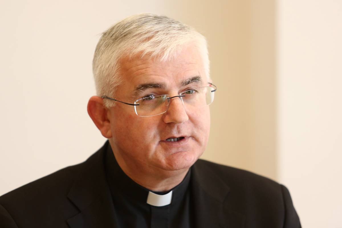 Biskup Uzinić: Tjerati ljude iz Crkve nije u duhu Evanđelja
