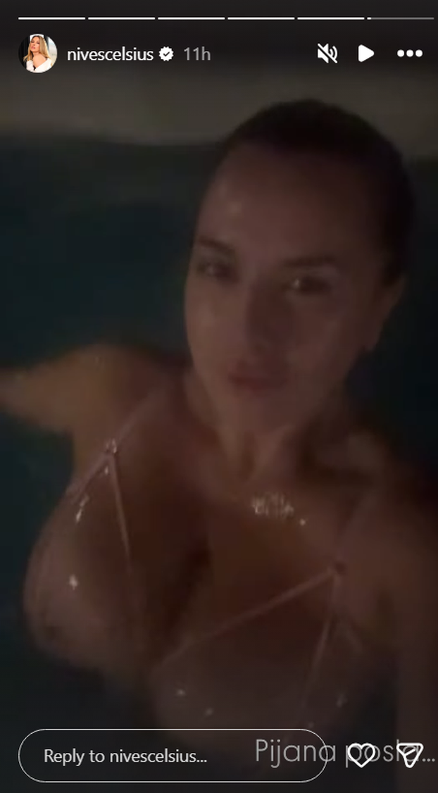 FOTO Nives Celzijus rashladila se u tangicama u bazenu