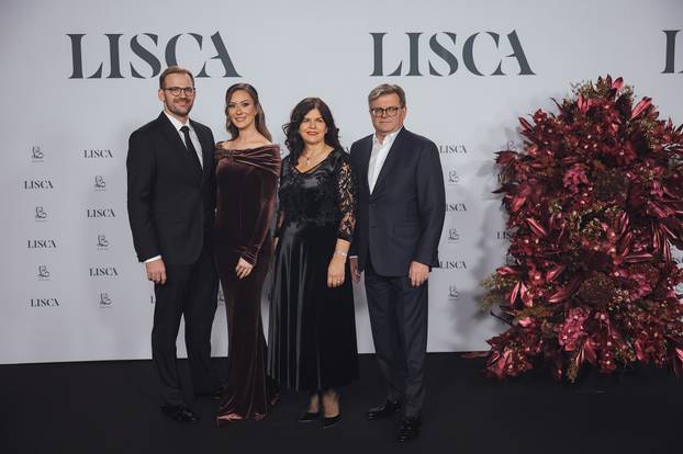 FOTO Lisca svoju 70. obljetnicu proslavila spektakularnom revijom donjeg rublja