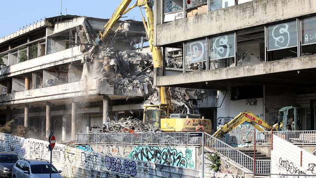 Zagreb: Rušenje stare zgrade Zabe u Paromlinskoj