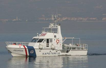 Dubrovnik: Spašavaju brod od potonuća kod rta Oštro