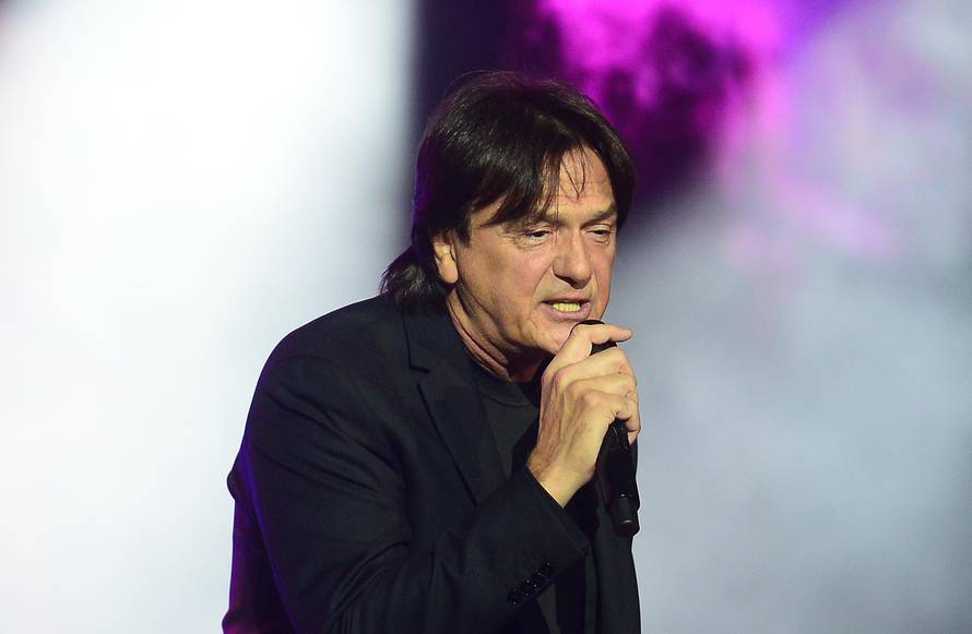 Zagreb: Koncert Zdravka ÄoliÄa u Areni Zagreb
