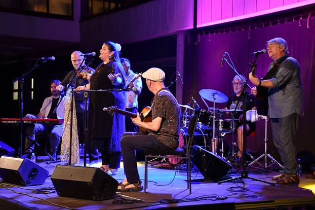 FOTO Mostar Sevdah Reunion zatvorili Brodsko glazbeno ljeto uz intimnu atmosferu