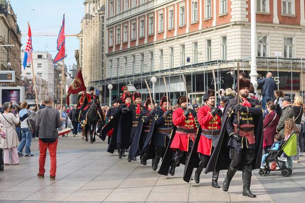 Obilježavanje Dana kravate u Hrvatskoj na Trgu bana Josipa Jela?i?a
