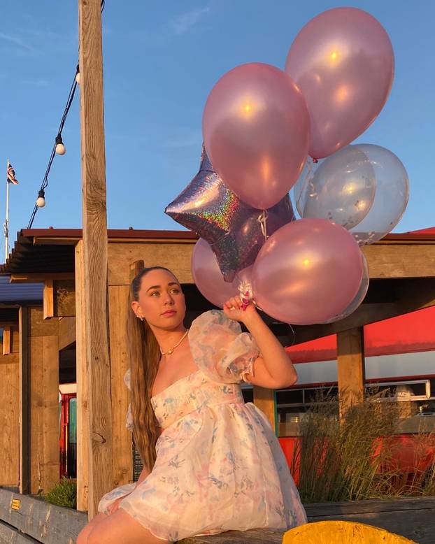 FOTO 'Dečki me u školi nikad nisu primjećivali, a danas ne mogu skinuti pogled s mene'