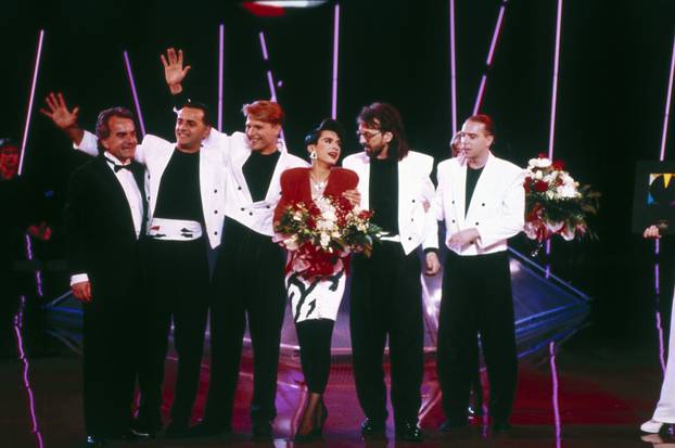Riva, Croatian pop band, 1988 - 1992, group picture, as winners of the Eurovision Song Contest 1989, Palais de Beaulieu, Lausanne, 6.5.1989,