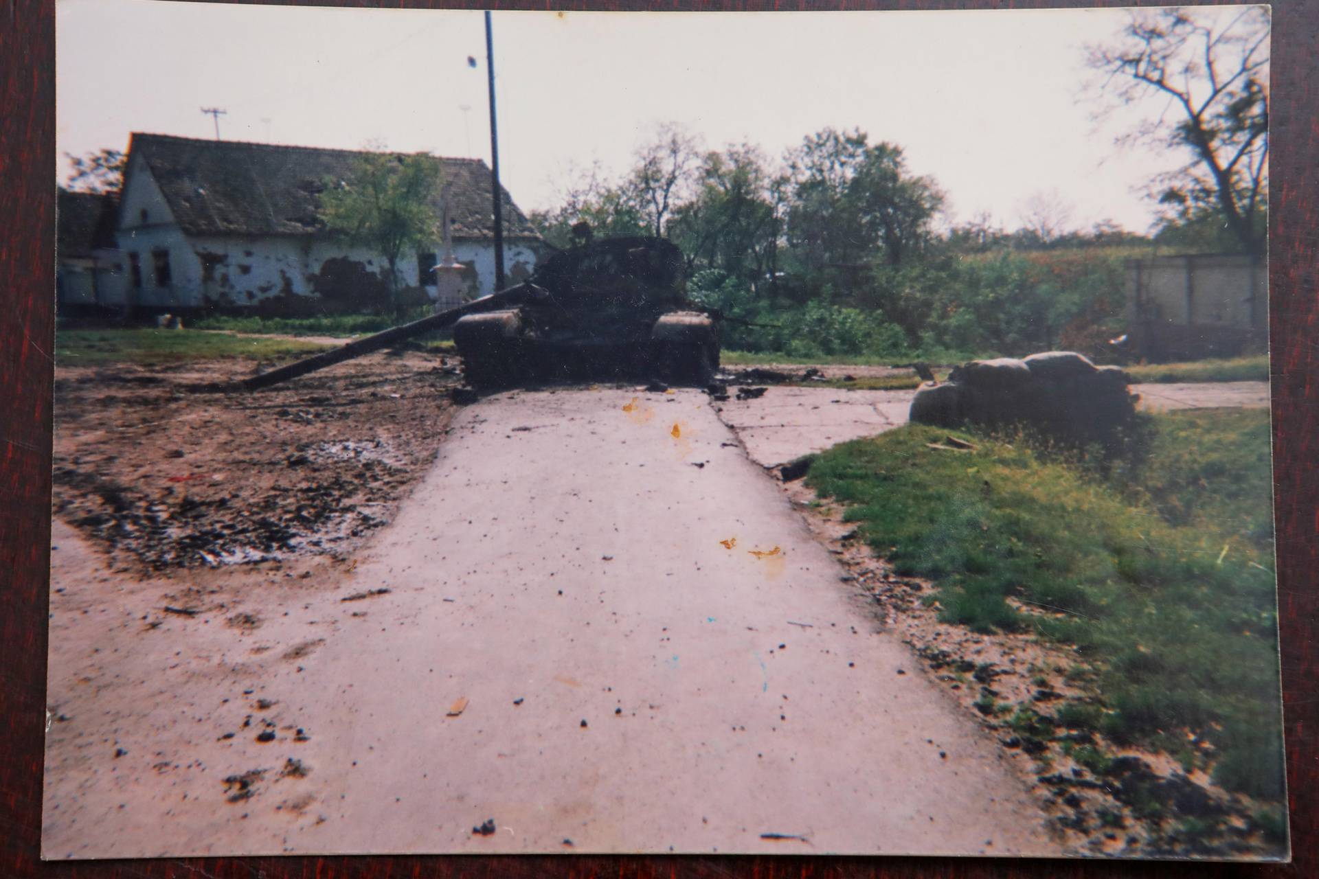 Tragediju Vukovara izrezbario u hrastu: 'Želim da se zna što smo sve proživjeli, ovime pomažem'