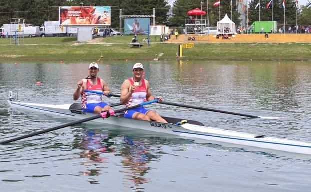 Braća Sinković osvojili zlato u dvojcu bez kormilara na Svjetskom veslačkom kupu
