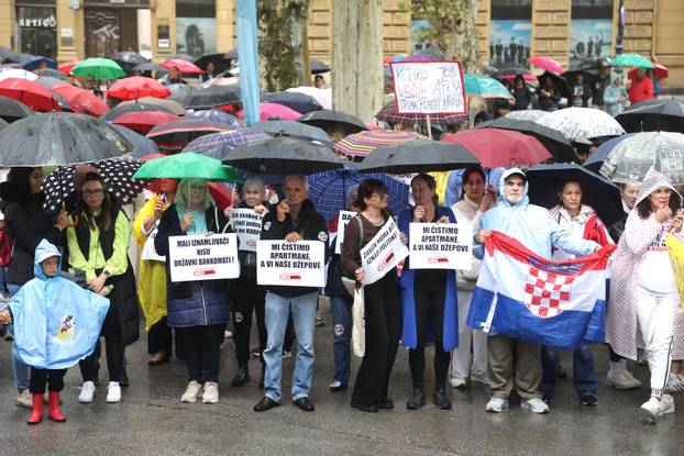 Zagreb: Prosvjed UGP-a i SMOi-ja protiv povećanja poreznog opterećenja