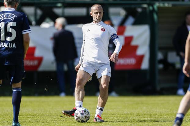 Petrinja: Utakmica legendi Hrvatske i Slovenije