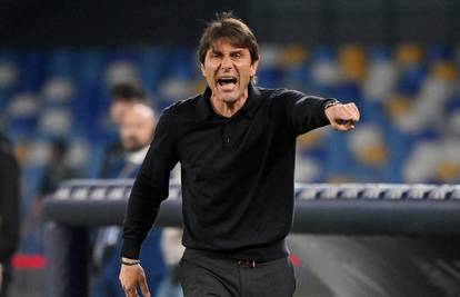 Šef Napolija na proslavi uručio otkaz treneru!? 'Puno uspjeha'