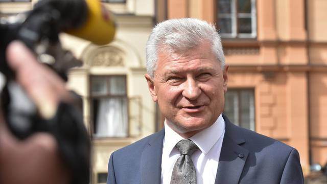 Zagreb: Dolazak članova vladajuće koalicije na sastanak o parlamentarnim izborima