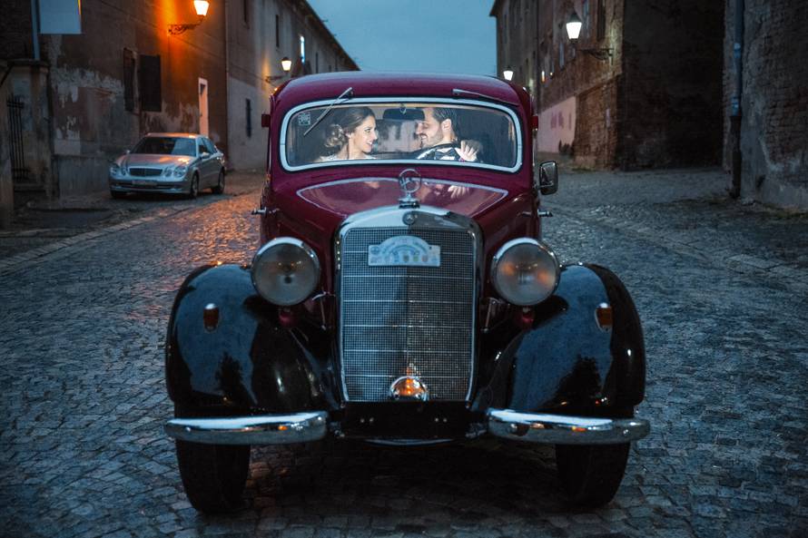 Oženio se Vulin: Vjenčali bi se i ranije da stalno nisu bili izbori