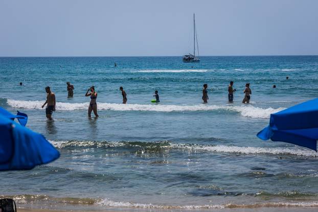 Lumbarda: Pjesčana plaža Pržina na južnoj strani Korčule 